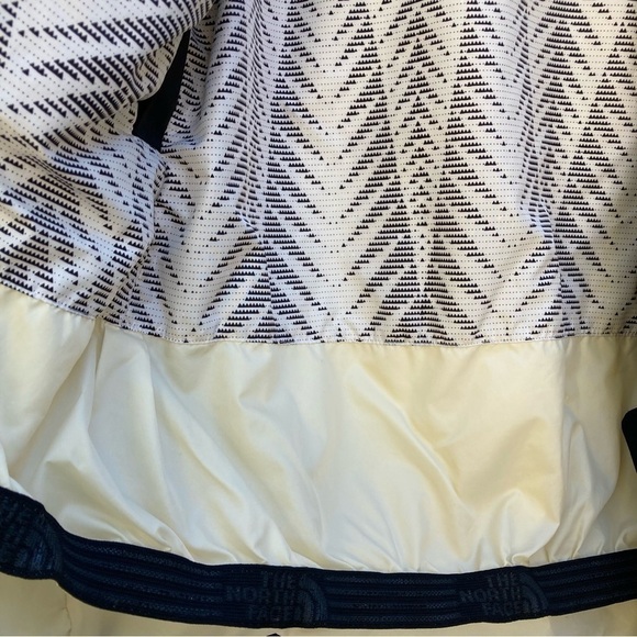 THE North Face Varius Guide Jacket - Women's Cream Black Waterproof Wind Medium - Picture 4 of 11